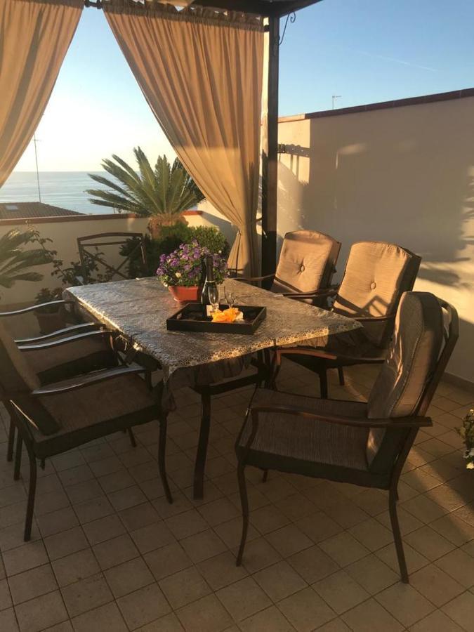 Terrazza Sabine Accomodation Tropea Exterior foto