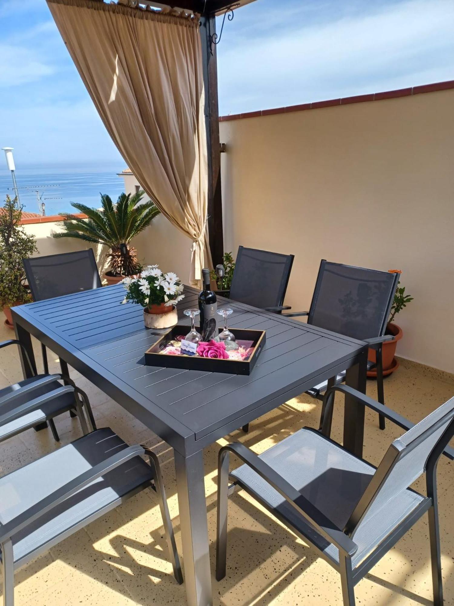 Terrazza Sabine Accomodation Tropea Exterior foto